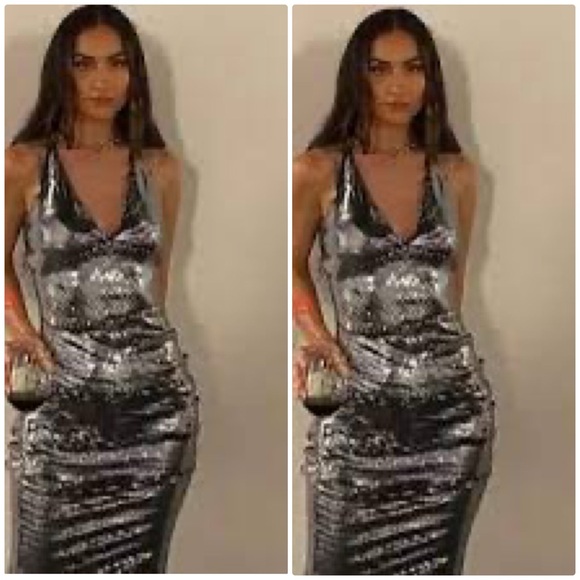 ‼️WOW‼️ZARA Silver Spaghetti strap, Midi shimmer dress‼️Absolutely beautiful♥️ - Picture 5 of 11